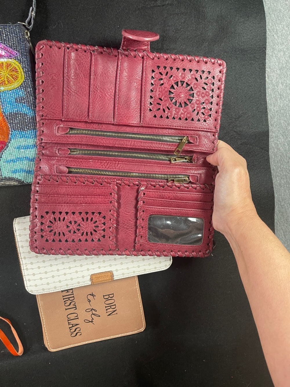 Lot of 10 fun assorted wallets - Picture 7 of 7